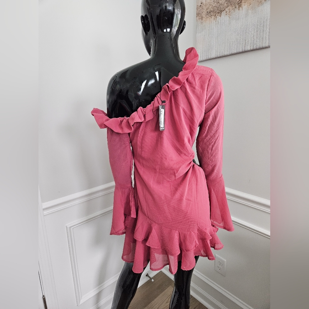 Boohoo Pink Ruffled One-Shoulder Dress - Picture 2 of 3